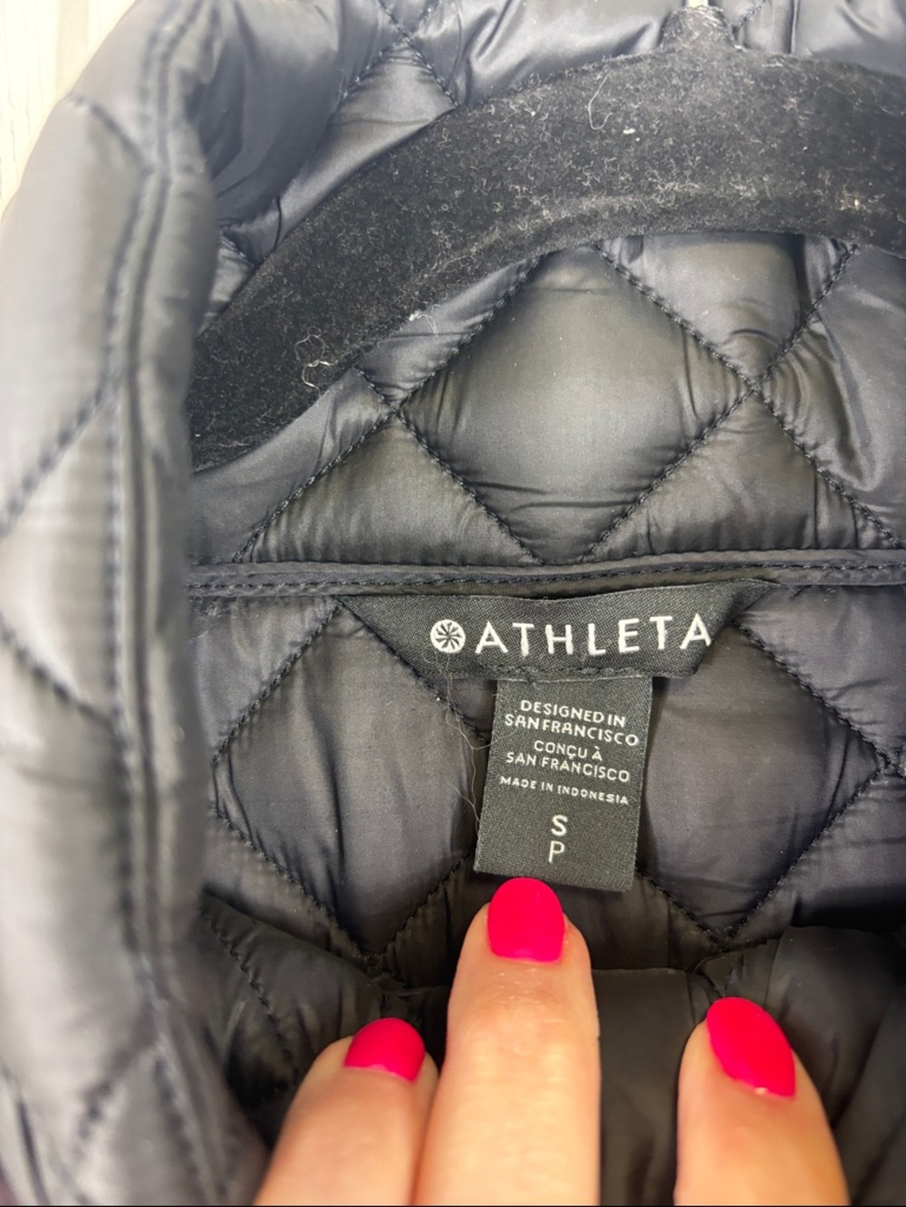 Athleta black quilted whisper featherless jacket sz sm - Picture 12 of 14